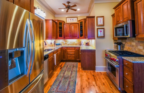 Big Canoe House | SPACIOUS SPECTACULAR BIG CANOE HOME OVER STREAM. WATERFALLS, TRAIL Mountain VIEW