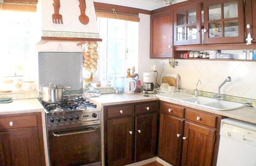 Sesimbra Villa | Spacious villa with pool and gardens, close to Sesimbra 40 Km South of Lisbon