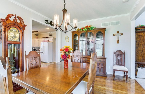 Warrensburg House | Spacious Warrensburg Getaway w/Fireplace!