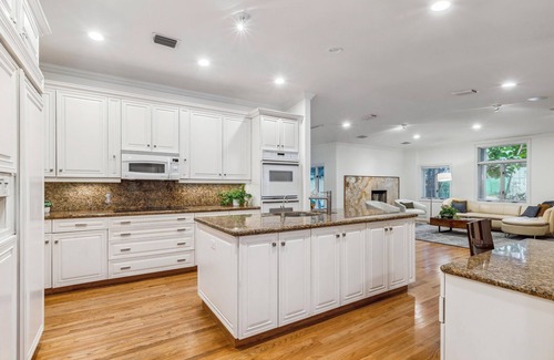 Birch Park Finger Streets House | Spacious Waterfront 5-bedroom house w/pool/spa. Walk to Fort Lauderdale Beach