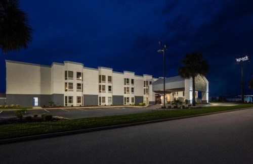 Florence Hotel | Spark By Hilton Florence North I-95, Sc