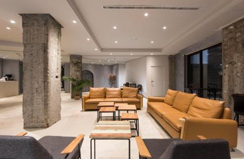 Central District Hotel | Sparrow Hotel