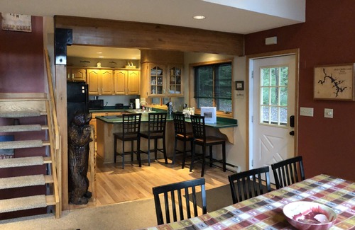 McHenry House | Special Rates! Brand New Hot Tub! Family&Pet Friendly~Perfect Location Near Wisp