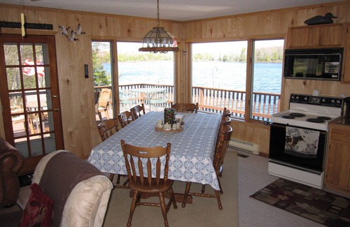 Wetmore House | Spectacular Fall Color Views! Swimming, Fishing, boat, canoe, kayaks!