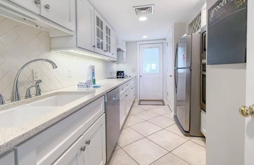 Harbour Town Villa | Spectacular waterfront views, 2-Bed Villa sleeps 6 in the heart of Sea Pines