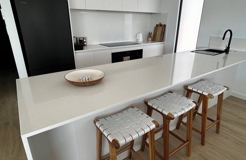 Wallaroo House | SPECTACULAR VIEWS OF WALLAROO MARINA