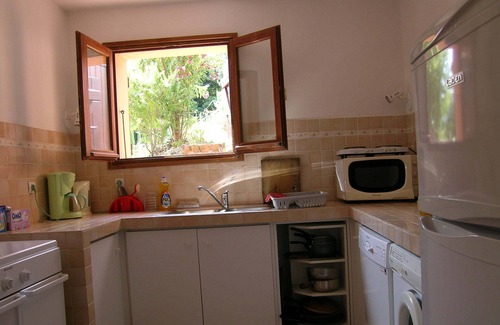 Osani Apartment | Spend exceptional holidays in a protected village , by the sea
