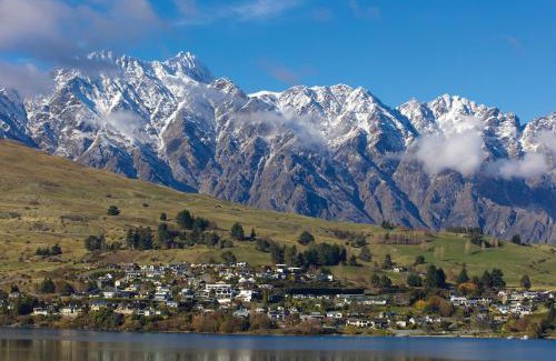 Queenstown Apartment | Spinnaker Bay - Lakeview Apartments