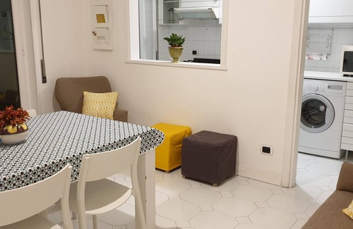 Sorrento City Centre Apartment | Splendid apt with beautiful sea view in Sorrento center near the beach