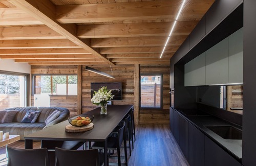 La Salle-les-Alpes Ski Chalet | Splendid Chalet 4*, 3 bedrooms/3 bathrooms - 6/8 people