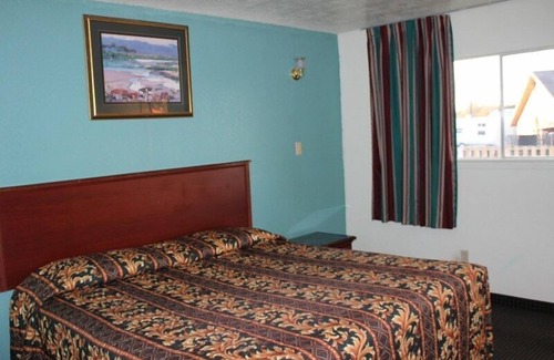 Eagle Lake Hotel | Sportsman Motel