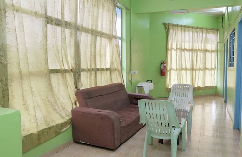 Batu Satu Peramu Hotel | SPOT ON 90144 Corridor Hotel 1