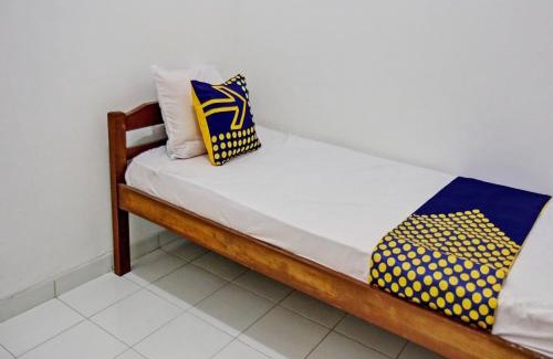 Pandaan Hotel | SPOT ON 92916 Batu Mas Homestay Syariah