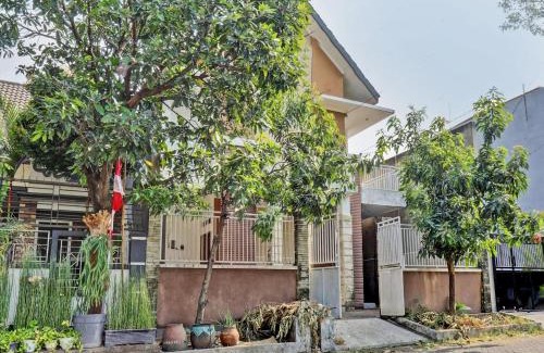 Pandaan Hotel | SPOT ON 92916 Batu Mas Homestay Syariah