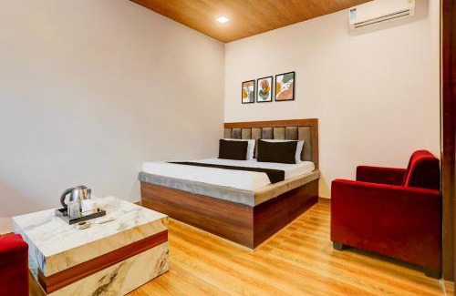 Karhal Hotel | SPOT ON Dhruv vatika