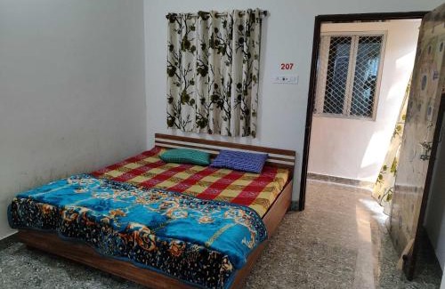 Deoria Hotel | SPOT ON Hotel Omani And Restaurant