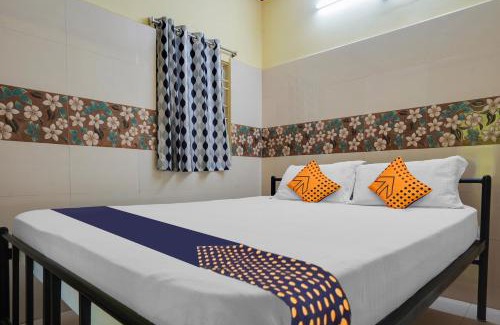 Eluru Hotel | SPOT ON New ROYAL LODGE