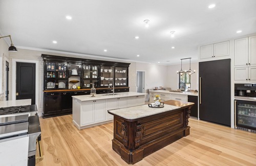 Clearwater Beach Other | Sprawling Farmhouse in Private Beach Community