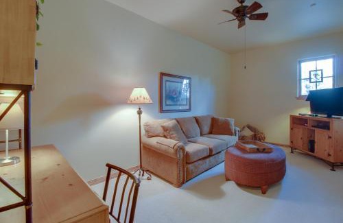 Edwards Apartment | Spruce Tree Lodge #208