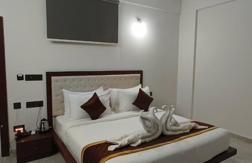 Attibele Hotel | Sree Brewery and kitchen