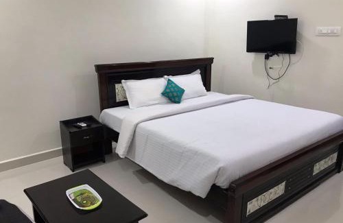 Puttur Hotel | Sri Kamakshi Bhavan