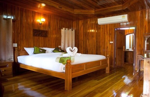 Cha-am Hotel | Srisawat Resort