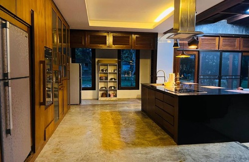 Sattahip Villa | Ss Pool Villa Hill