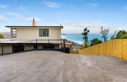 St. Clair House | St Clair Heights Panoramic Views