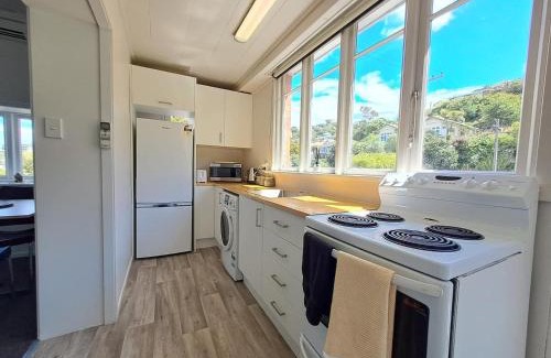 St. Clair Apartment | St Clair Stay Walk To The Surf - 1 Bedroom