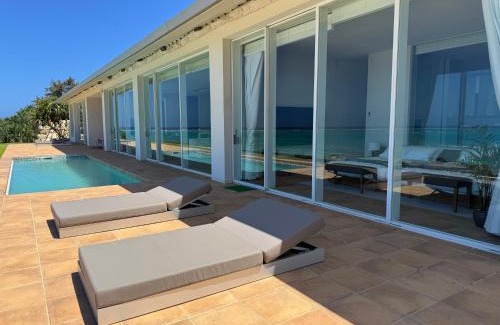 Yoron Villa | St Maire Yoron Sheera Villa