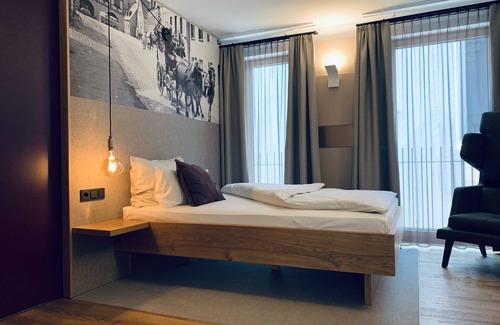 Krumbach Hotel | Stadthotel Kachelofen