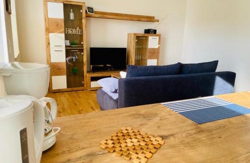 Frankenberg Apartment | STADTOASE moderne Wohnungen mit Balkon, Komfort und Ruhe, Für Monteure geeignet, Free WiFi