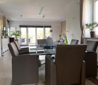 Remscheid Apartment | Stadtvilla Intzeplatz - Apartment Sylt
