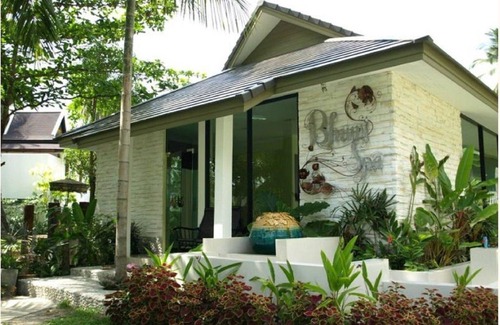 Ko Chang House | Standard Bungalow with Garden view near beach