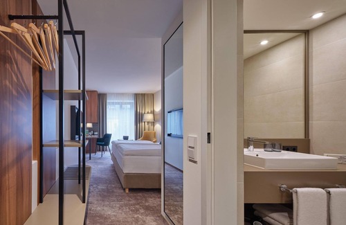 Schallmoos House | Standard double room, incl. Breakfast - Dorint City Hotel Salzburg, Hotel