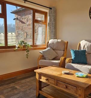 Bankend House | Stanloch Cottage - rural, well equipped, games room, EV