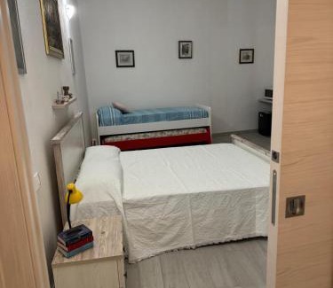 Nulvi Apartment | Stanza Globo