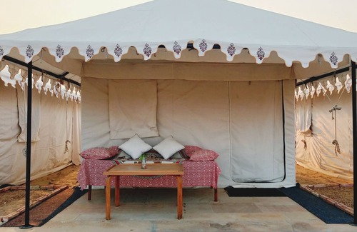 Khuri Hotel | Star view desert camp