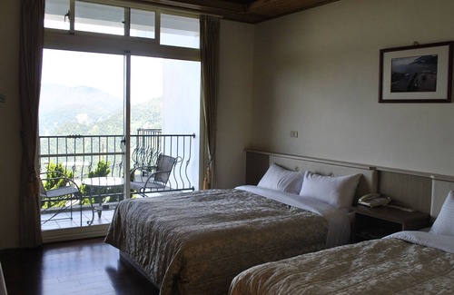 Ren'ai Bed & Breakfast | Star Villa Cingjing