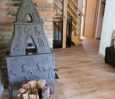 Krzyzowka House | Stary Dom z Piwnicą