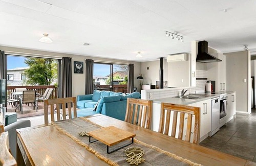 Richmond Heights House | Stay 3 nights pay for 2 *Ts & Cs apply