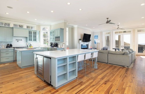 Isle of Palms House | Stay @ All Decked Out on Isle of Palms