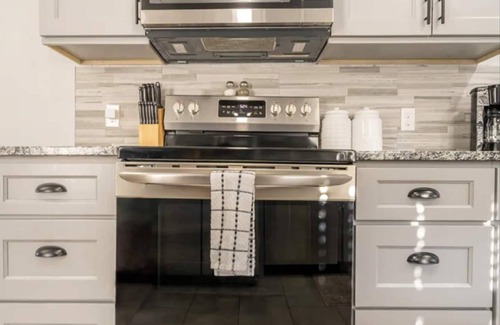 Norman House | Stay Like a Champion Today! Close to OU & Pool