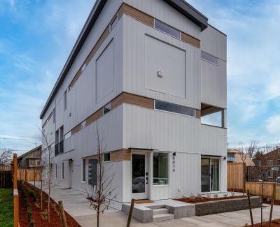 Alberta Arts District House | Stay Portland - Alberta Arts District Hideaway - Stylish Townhome