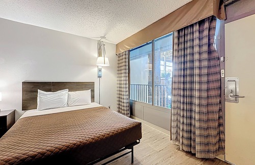 Jacksonville Hotel | Stayable Jacksonville West