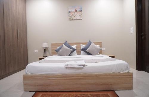 Sector 27 Hotel | Staybia Hotel and Service Apartments, Sector-27, Noida