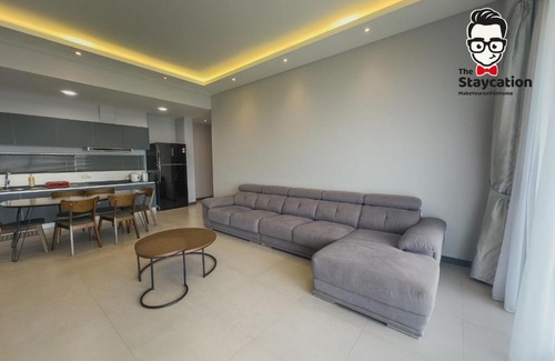 Kuching Apartment | Staycation Homestay 66 Echelon 6002