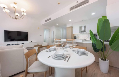 Downtown Dubai Apartment | StayShort - Chic 2 BR in Vibrant Downtown!