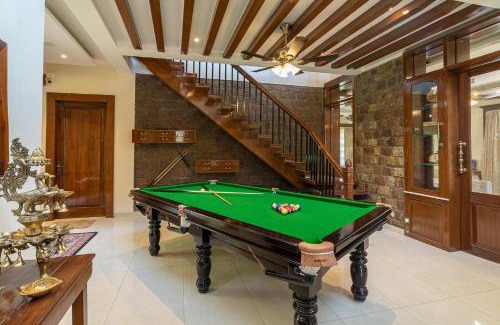 Dera Gopipur Villa | StayVista at Dhauladhar House - Aesthetic 4 BHK Villa in Kangra