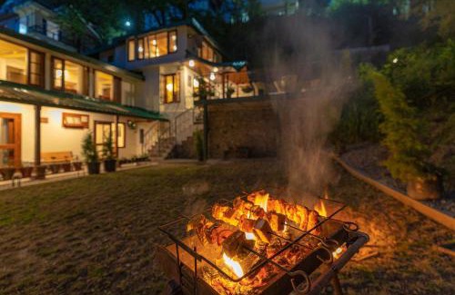 Chhota Shimla Villa | StayVista at Jai Cottage